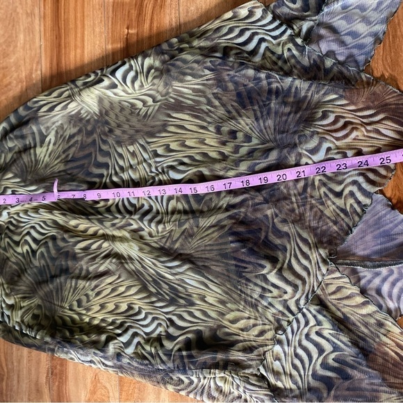 Rags Two Piece Set - Mesh Skirt and Short Sleeve Blouse Size Large - Picture 7 of 12